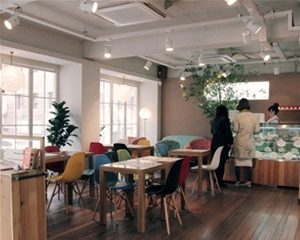 歷下濟南高新區(qū)萬達甜品店裝修設(shè)計